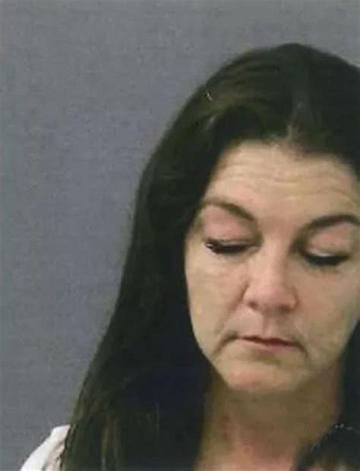 Looks Asleep In Mugshot – Hollywood Life