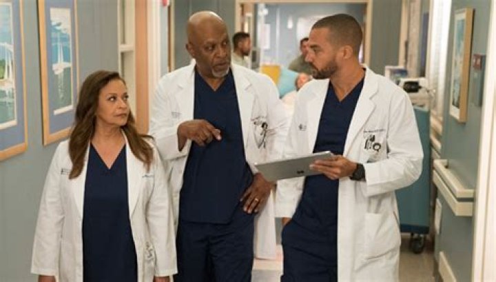 April & Jackson Kiss — Season 14 Episode 16 Recap – Hollywood Life