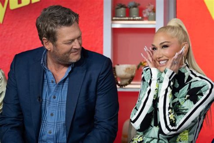 Gwen Stefani Slays In Black & White Crop Top & Skirt For ‘The Voice’ Finale Performance With Blake Shelton