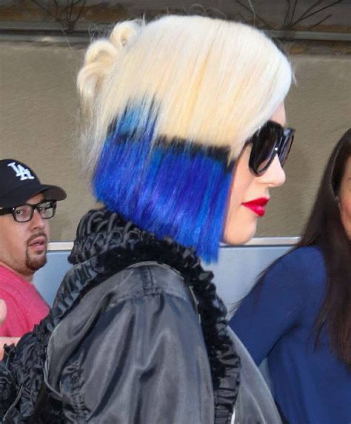 Gwen Stefani’s Blue Hair — How To Get Colored Hair For Halloween – Hollywood Life