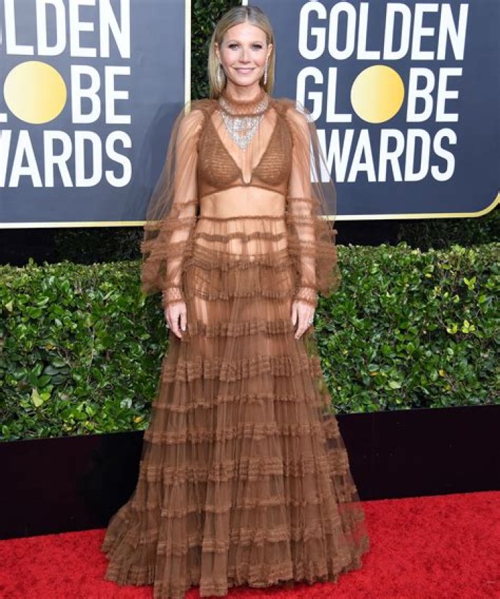 Sheer Gown & Bare Midriff – Hollywood Life