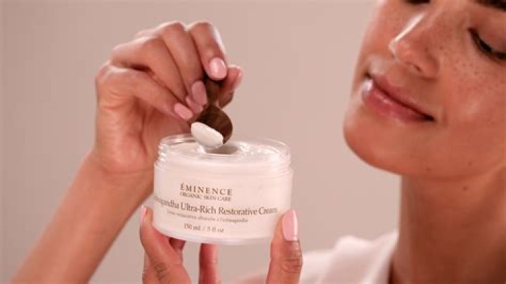 This Product Completes Hailey Bieber’s Sensitive Skincare Routine