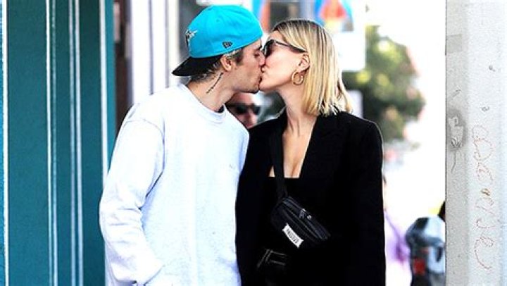 Hailey Baldwin Sweetly Kisses Justin Bieber On The Nose After Defending Him Against Haters — Photos