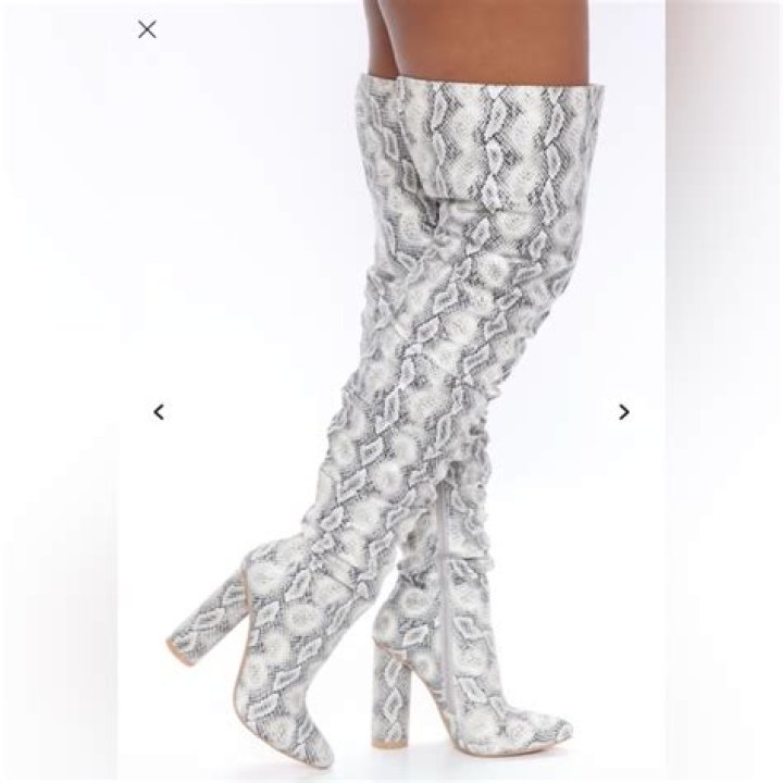 Hailie Scott Mathers, 24, Jokes About Coronavirus While Rocking Thigh-High Snakeskin Boots