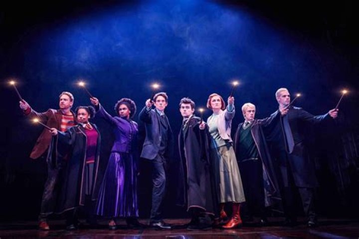 ‘Harry Potter & The Cursed Child’: See How New Harry & Ginny Compare To The Originals