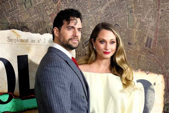 Henry Cavill & Natalie Viscuso Make Red Carpet Debut: Photos – Hollywood Life