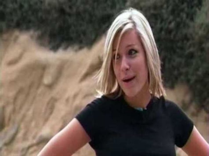 Hilary Duff Never Watched ‘Laguna Beach’ Despite ‘Come Clean’ theme Song – Hollywood Life