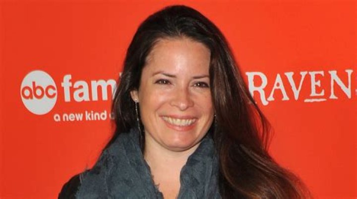 Holly Marie Combs: ‘Charmed’ Star Slams Reboot & Its LGBT Twist — ‘I Have No Words’