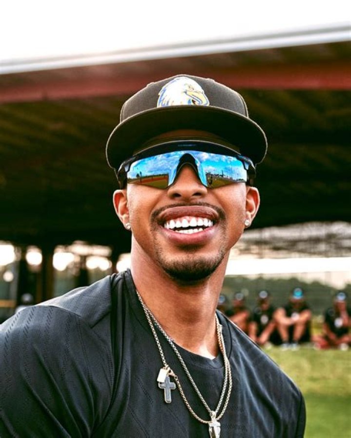 Hottest Celebrity Pics This Week Of April 12-18: Haylie Duff & More