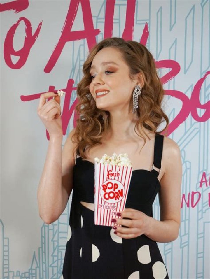 Hottest Celebrity Pics This Week Of Feb. 15-21: Madeleine Arthur & More