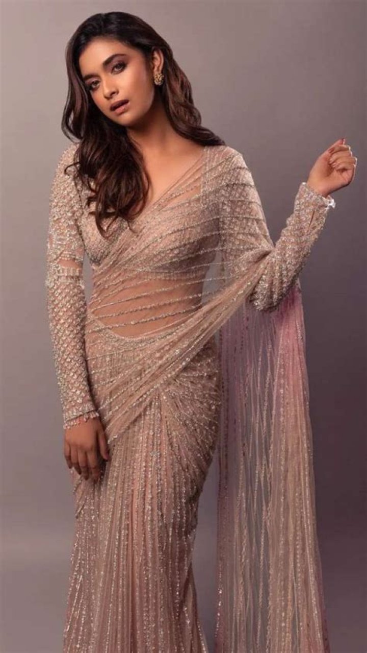 See The Stars – Hollywood Life