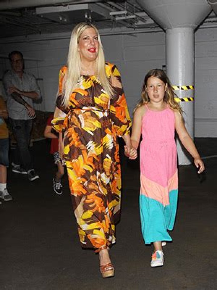 Hottest Celebrity Pics This Week Of May 21-27: Aluna George & More