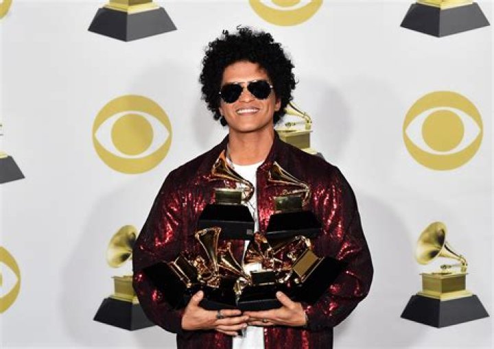 How Many Grammys Does Bruno Mars Have? – Hollywood Life