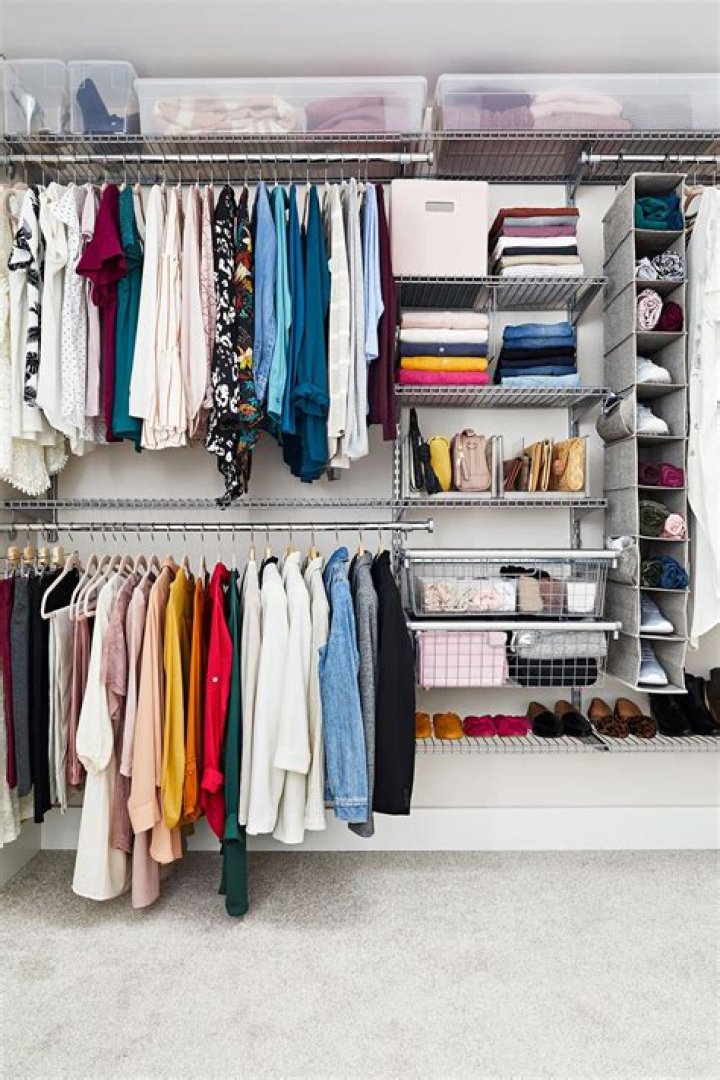 How To Declutter Your Wardrobe In The New Year, Like Kim Kardashian – Tips From Celeb Stylist