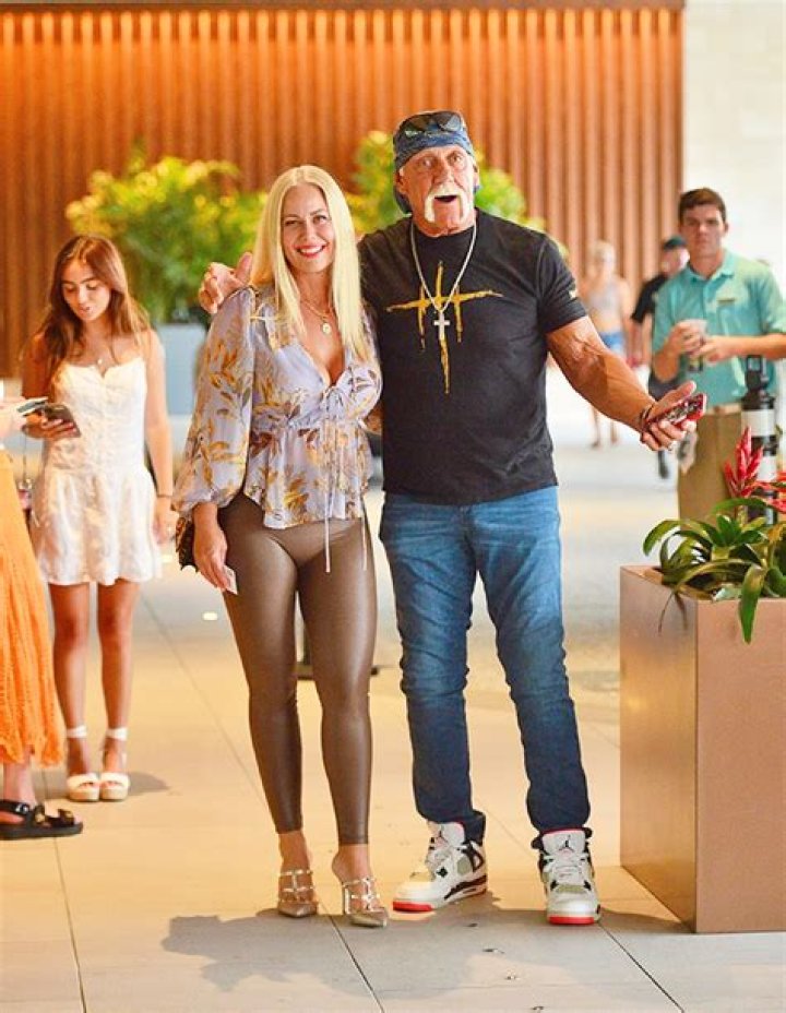 Hulk Hogan & Sky Daily Seen In First Photos Since Engagement – Hollywood Life