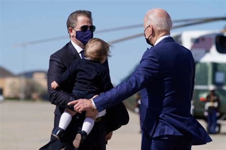 Joe Biden’s Son, Hunter, Splits From Brother’s Widow 2 Years After Surprise Romance Went Public