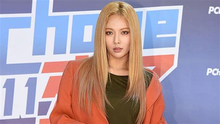K-Pop Star HyunA, 27, Claps Back At Rumors She Had Lip Injections On Instagram