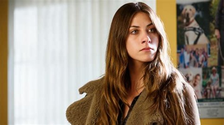 Murphy & Max Season 2 Scoop — Perry Mattfeld Interview – Hollywood Life