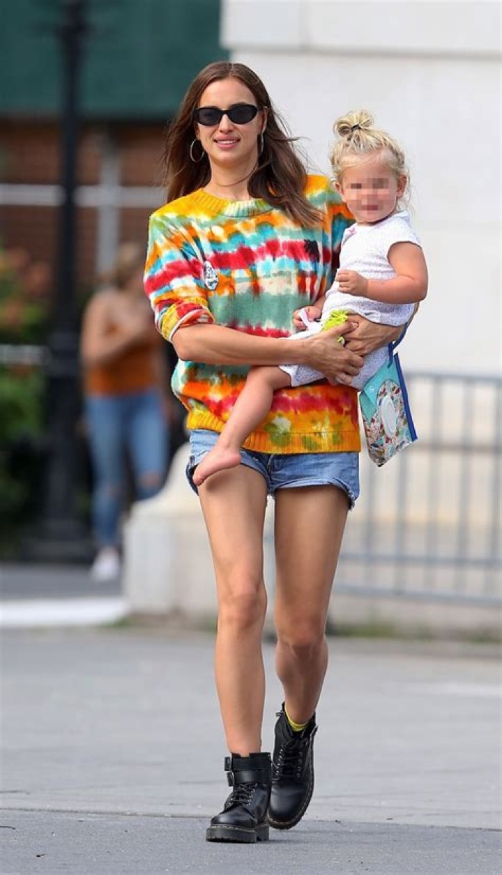 Irina Shayk Smiles With Daughter, 2, After Reaching Custody Agreement With Ex Bradley Cooper