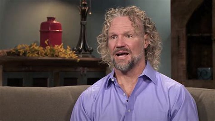 Is Kody Brown Leaving Robyn? ‘Sister Wives’ Star Talks Running Away – Hollywood Life