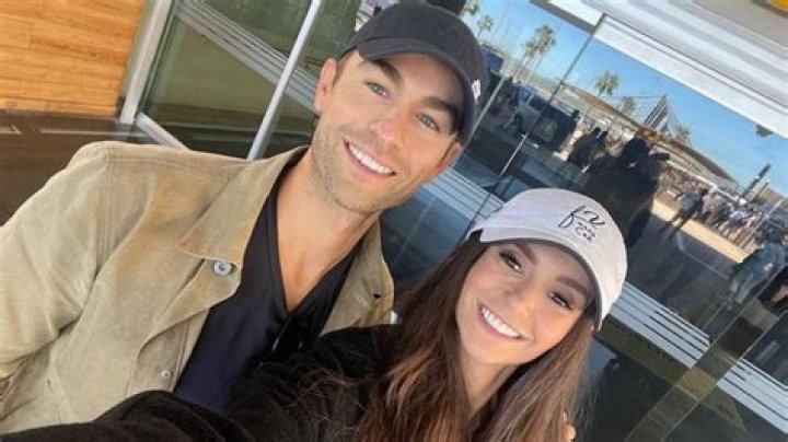 Newly Single Mary-Kate Olsen Goes Out With Josh Hartnett AND Chace Crawford!