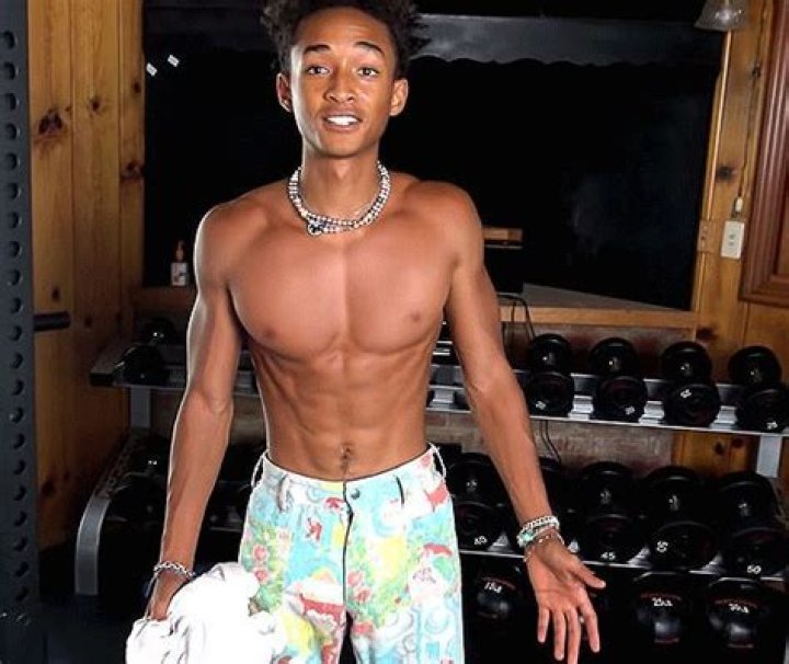Jaden Smith Reveals Buff Body After Parents Staged Health Intervention – Hollywood Life