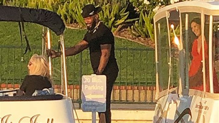 Jamie Foxx Reunites With Ex Kristin Grannis On Calabasas Boat Ride – Hollywood Life