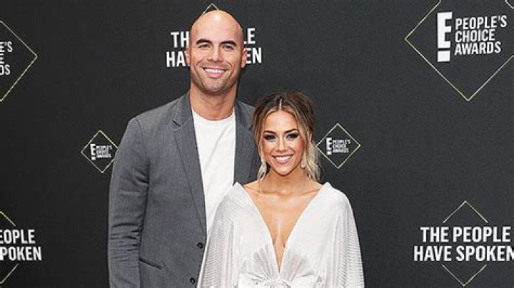Jana Kramer & Michael Caussin Finalize Divorce & Custody Agreement After 6 Years Of Marriage