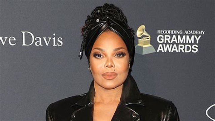 Janet Jackson Cries Talking About Son Eissa: Video – Hollywood Life