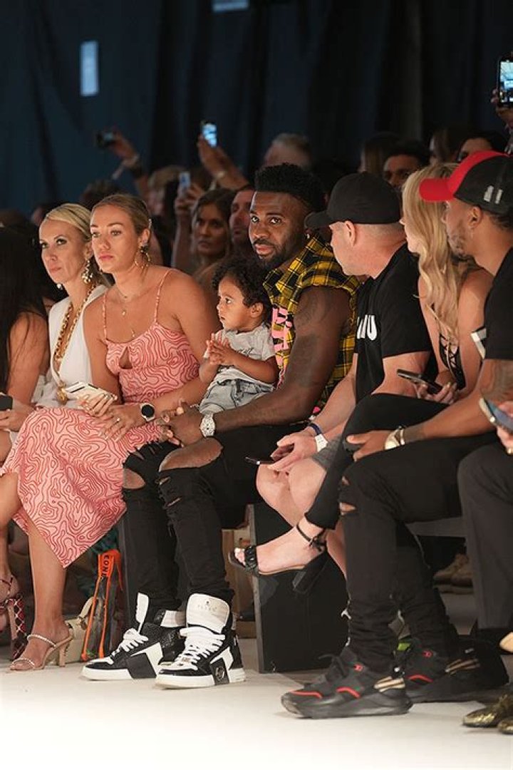 Jason Derulo Supports Ex Jena Frumes After She Alleged He Cheated – Hollywood Life