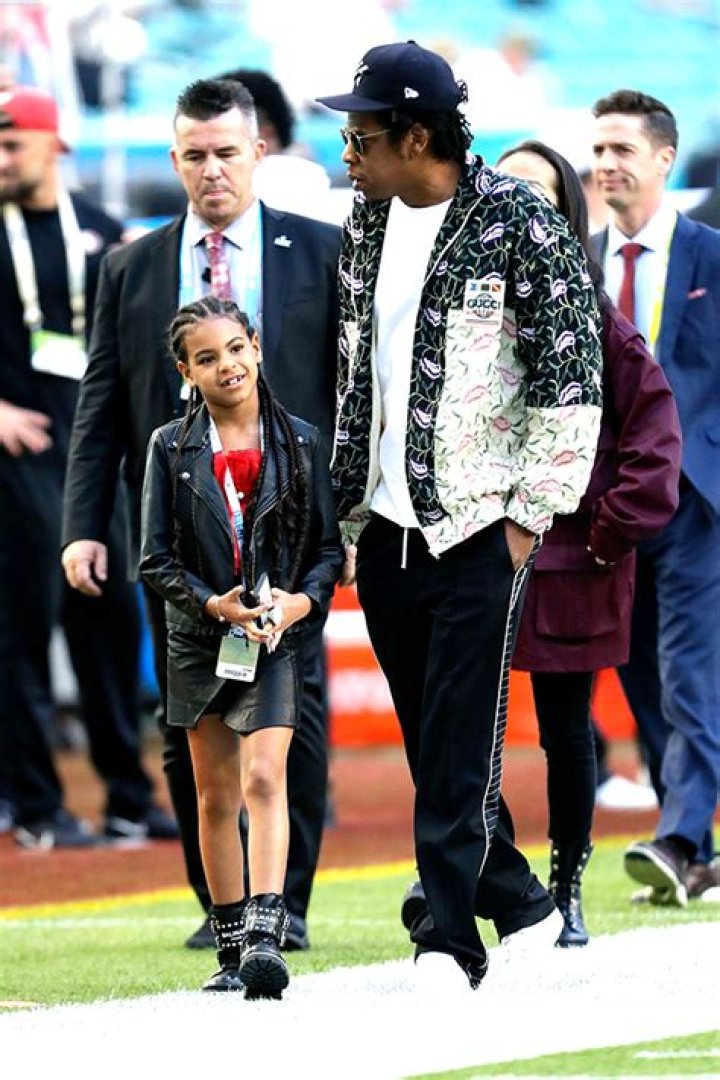 Jay Z & Blue Ivy Have Daddy-Daughter Date At Rams Game: Photo – Hollywood Life