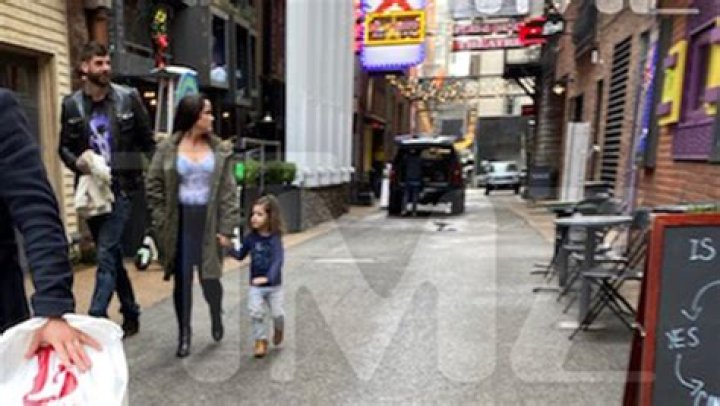 Jenelle Evans & David Eason Reunite With Ensley Amid Divorce: Photo – Hollywood Life