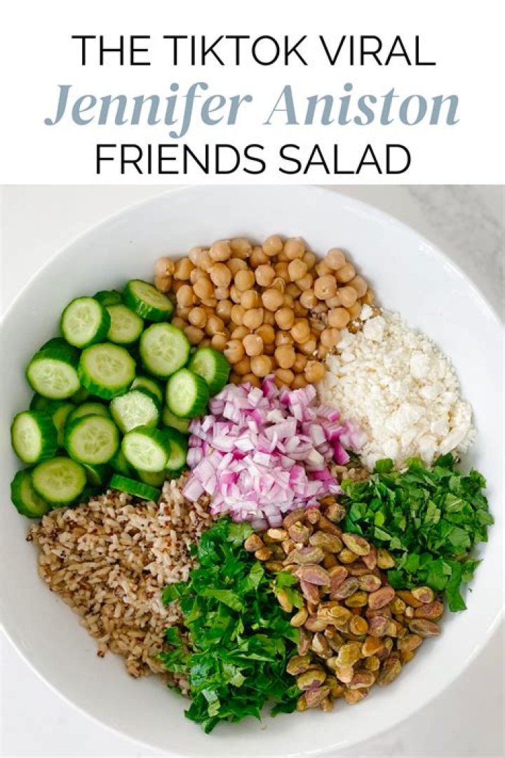 Jennifer Aniston Denies Eating Famous Salad From Viral TikTok Post – Hollywood Life