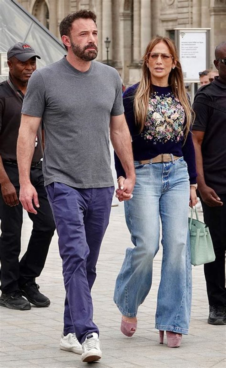 Ben Affleck & J.Lo Go Casual In Pants As They Hold Hands On 2nd Louvre Visit in Paris: Photo