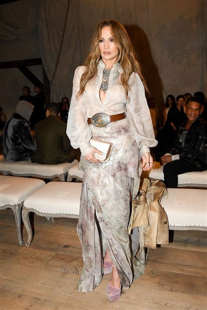 Jennifer Lopez Stuns In Sheer Dress At Ralph Lauren Show During NYFW – Hollywood Life