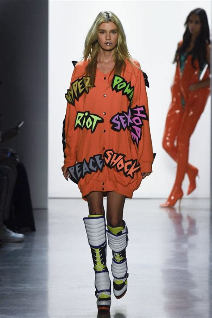 Jeremy Scott — Fashion Week PICS Of Spring 2016 Collection At NYFW