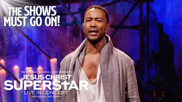 Pics From The Easter Event – Hollywood Life