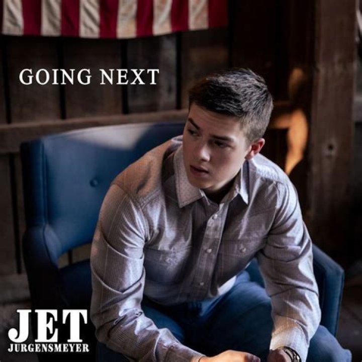 Jet Jurgensmeyer Shares An Acoustic Version Of ‘Fast Forward’: Listen – Hollywood Life