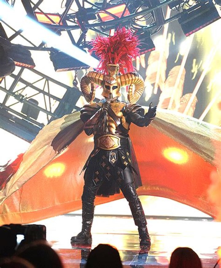 Joe Buck Is The Ram On ‘The Masked Singer’ — Season 7 Episode 2 Recap – Hollywood Life