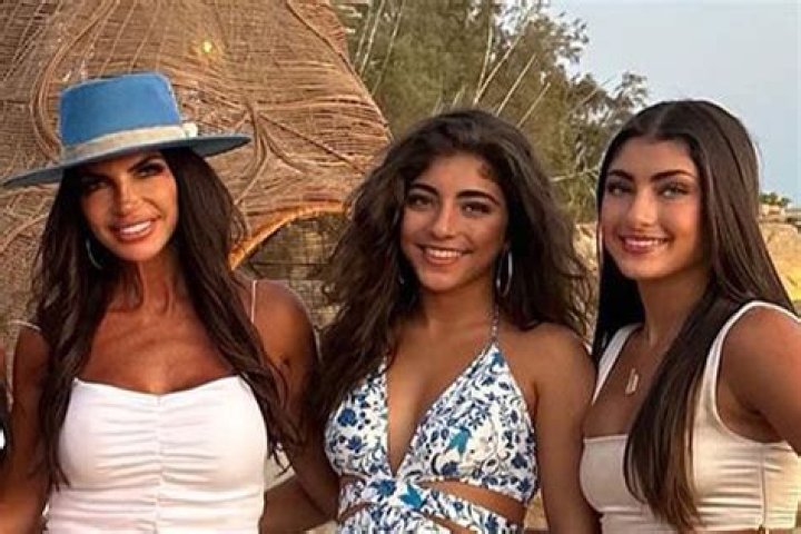 Joe Giudice Bonds With Daughters Gia, 21, Gabriella, 18, Milania, 16, & Audriana, 13, In Rome