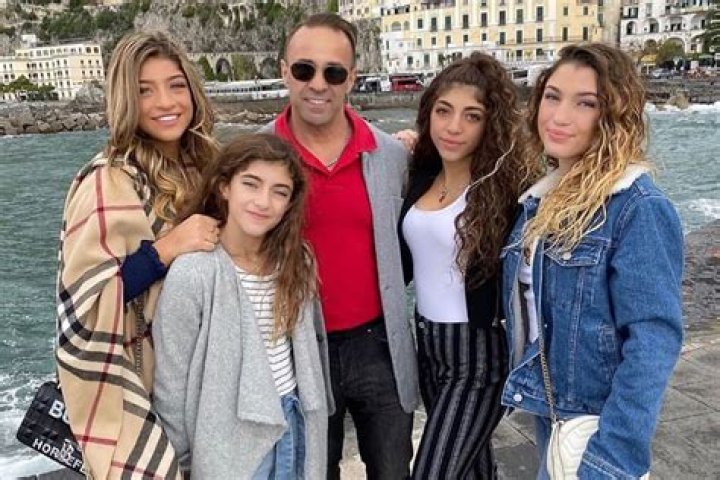 Joe Giudice Urges Daughters Not To Fear Amid Coronavirus Crisis: ‘Daddy Is Always Here’