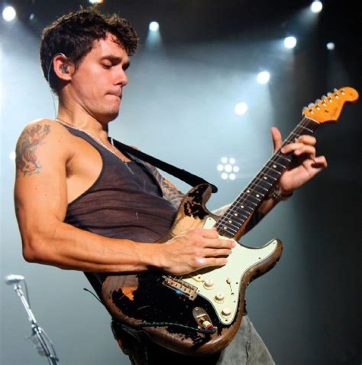 John Mayer – Hollywood Life