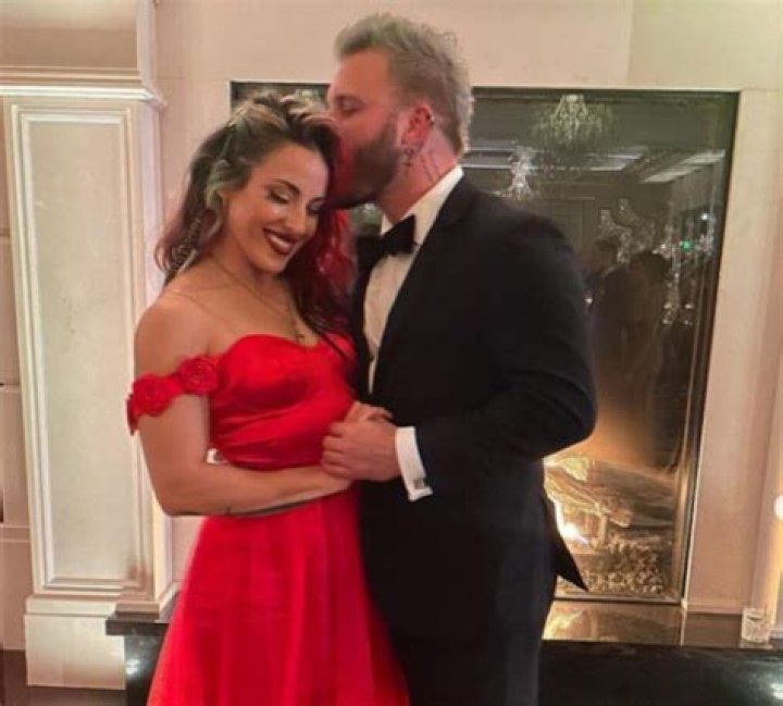 Johnny Bananas Urges Cara Maria To ‘Get Out’ Of Relationship With Paulie: ‘His Motives Are Totally Bad’