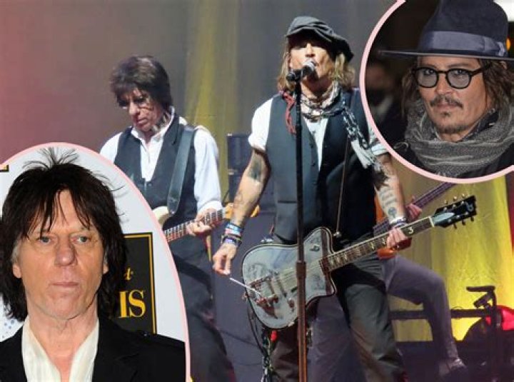 Johnny Depp Honors Jeff Beck With ‘Heroes’ By David Bowie At Concert – Hollywood Life