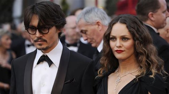 Johnny Depp Giving $150 Million To Vanessa Paradis in Split Settlement — Report