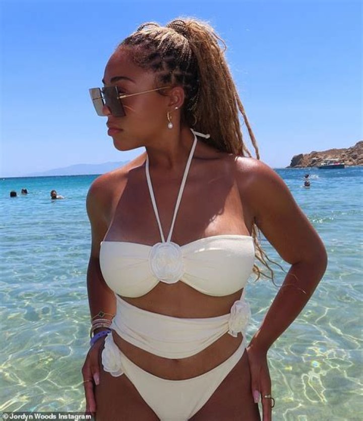 Jordyn Woods’ Cutout Swimsuit On Vacation: Photos – Hollywood Life