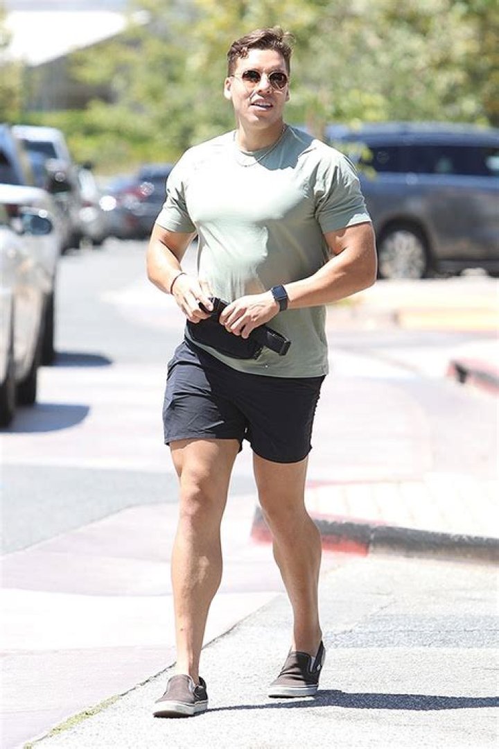 Joseph Baena Is Reportedly Joining ‘Dancing With The Stars’ – Hollywood Life