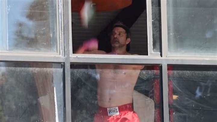 Joshua Jackson – Hollywood Life