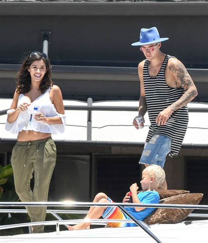 Justin Bieber & Alexandra Rodriguez — PICS