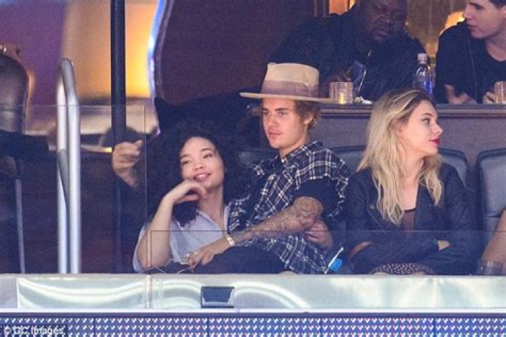 Justin Bieber & Ashley Moore — The Truth Behind Their Sexy Lunch Date Revealed – Hollywood Life